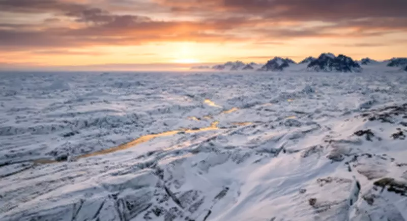 Greenland's Ice Sheet: A Frozen Climate Archive Reveals Earth's Past