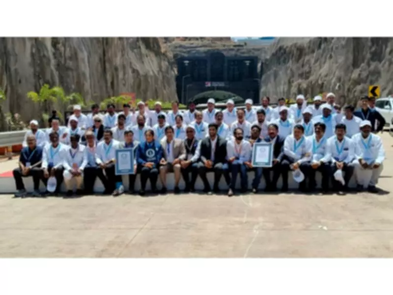Guinness Glory: CM Devendra Fadnavis Praises Navayuga for Landmark Missing Link Project