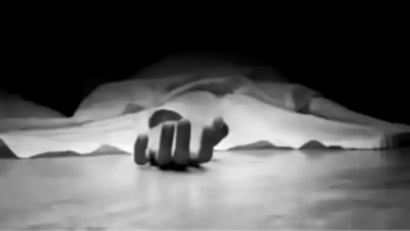 Gujarat woman found dead in under-construction hotel basement in Jammu