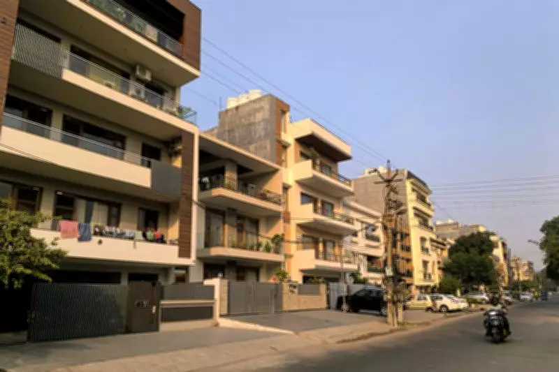 Gurugram Stilt+4 Buildings Face Action for Norm Violations
