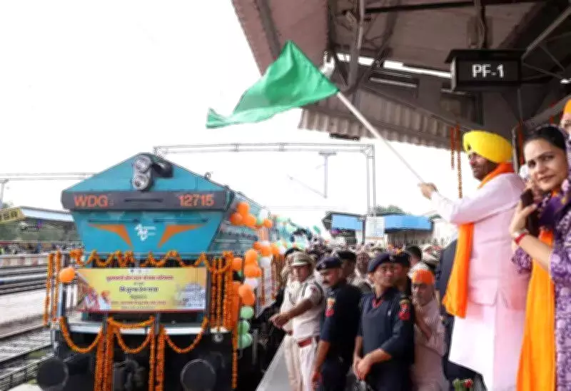 Haryana CM flags off pilgrimage train to Takht Sachkhand Sri Hazur Sahib