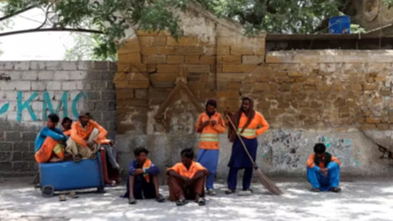 Heatwave Claims 10 Lives in Pakistan's Karachi