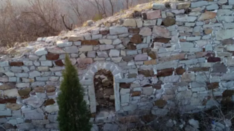 Hidden Cannon and Turquoise Found on Great Wall Rewrite Ming History