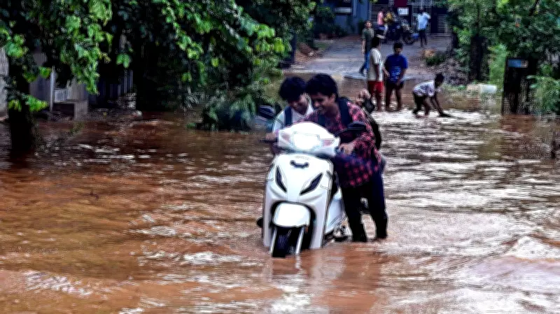 High Moisture Content Fueling Thunderstorms in Karnataka: IMD
