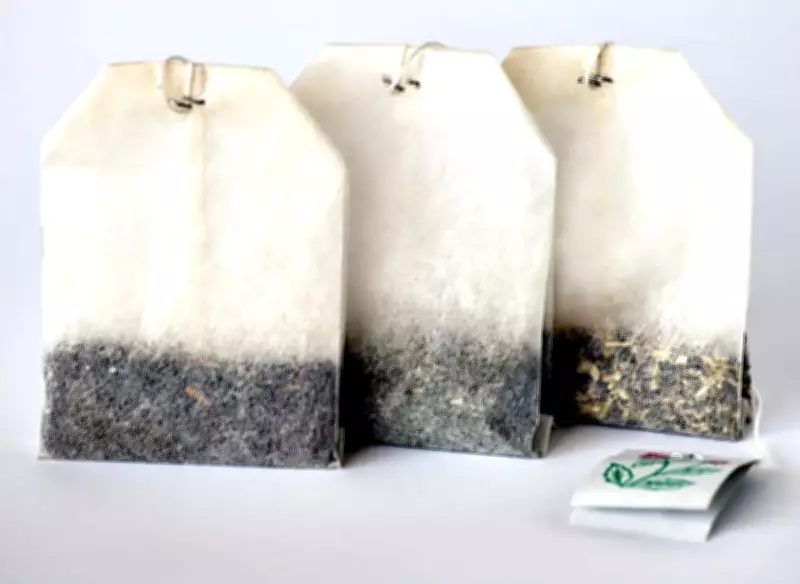 How a 1908 Tea Shipping Blunder Revolutionized Morning Drinks