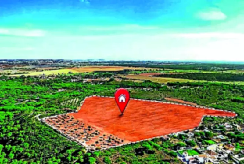 Hyderabad Open Plot Auction Gets Good Response, Highest Bid at Rs 45,500/sq yd