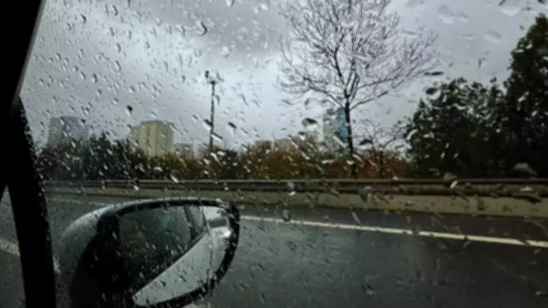 India Braces for 7-Day Weather Disturbances: Thunderstorms, Rain, Hail, Heat