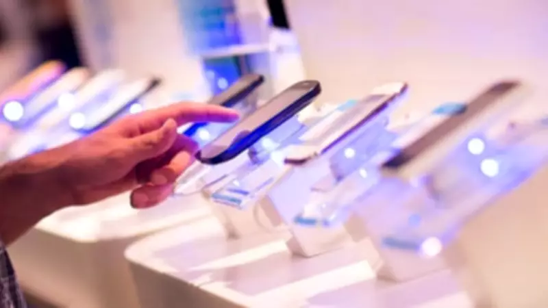 India Smartphone Supplies to Drop 10-12% in 2026, Vivo Leads Q1: CMR