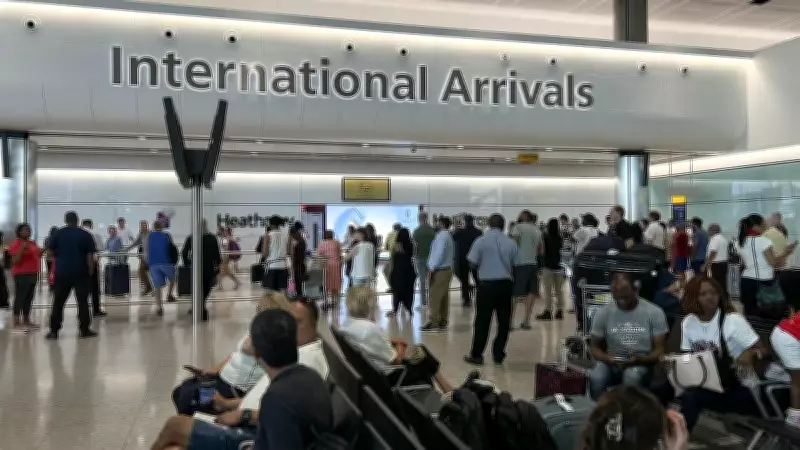 Indian Students and Workers Lead Decline in UK Net Migration