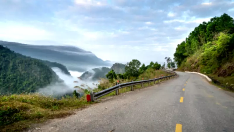 India's 5 Most Dangerous Roads with Stunning Views: Know Before You Go