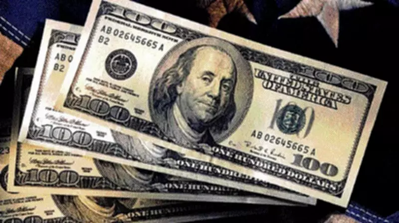 India's Forex Reserves Drop by USD 75 Billion to USD 681.38 Billion