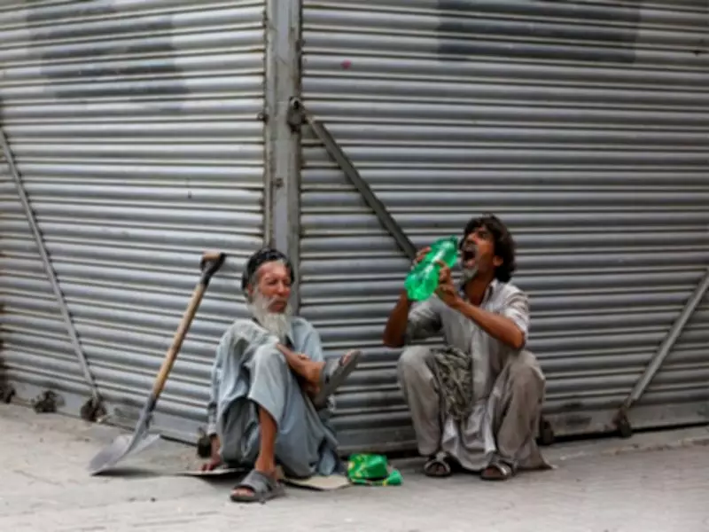 Inflation and Security Concerns Overshadow Eid Festivities in Rawalpindi
