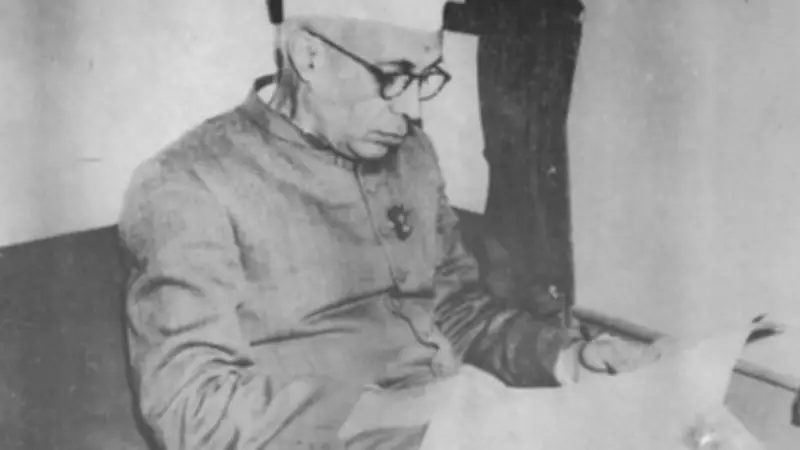 Jawaharlal Nehru Death Anniversary: 10 Defining Moments of His Political Life