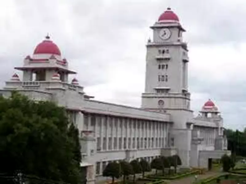 Karnatak University Sees Steady Drop in PG Enrolment Amid Competition