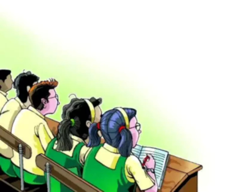 Karnataka parents urge govt to act against school book, uniform nexus