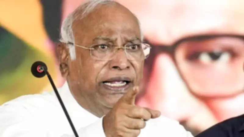 Kharge Slams Modi Govt Over Labour Codes, Calls It 'Hire-and-Fire Future'
