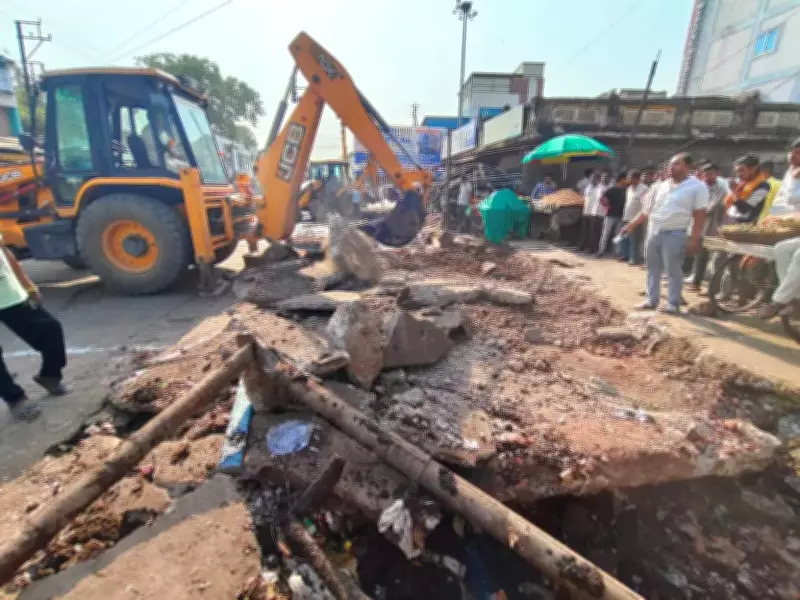 Khargone Municipal Office Area Encroachments Removed in Major Drive