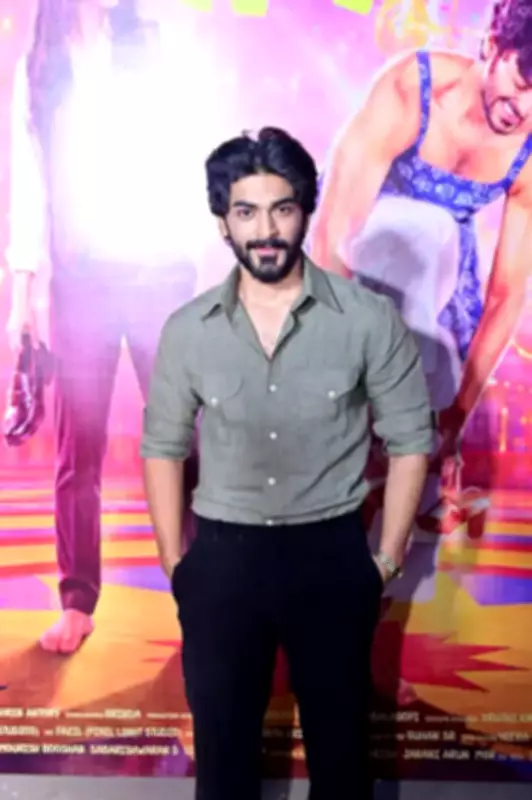 Khushbu Sundar Reveals Santhosh Took Bartending Course for 'Double Occupancy'