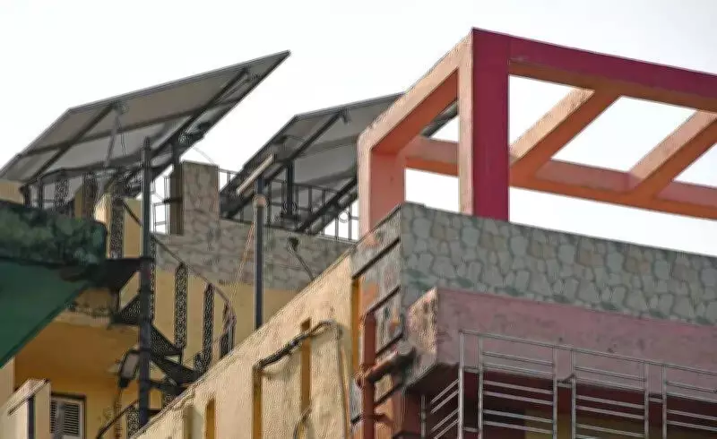 KMC Orders Demolition of Illegal Constructions at Ex-RG Kar Principal's House