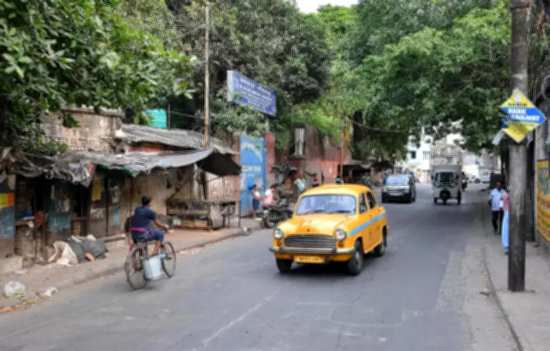 Kolkata Traffic Volunteer Assaulted During Helmet Check Drive