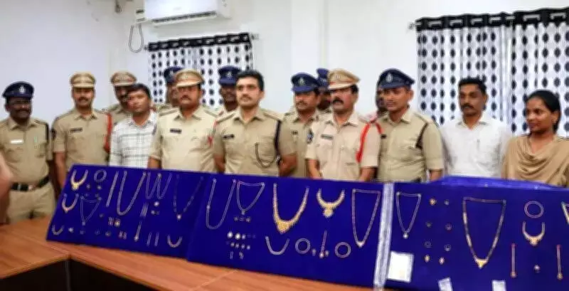 Konaseema Police Arrest Inter-District Burglar, Solve 14 Theft Cases