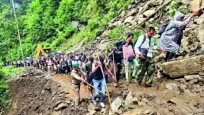 Landslide Blocks Kedarnath Route, Over 10,000 Stranded and Rescued