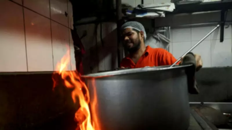 LPG Cylinder Price Hike Hits Mysuru Hotels, Food to Cost 15% More