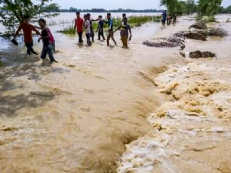Madhubani DM Reviews Flood Preparedness Ahead of Monsoon Season