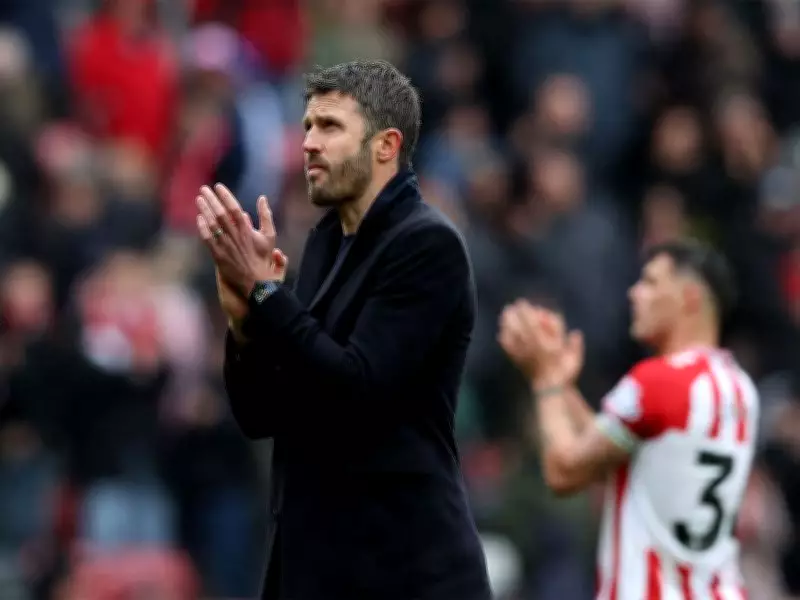 Man Utd Near Carrick Appointment, Neuer Extends Bayern Deal