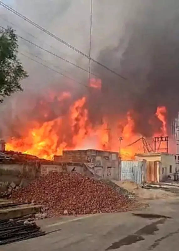 Massive Fire at Bahadurgarh Factory Injures Two Workers, 22 Fire Tenders Deployed