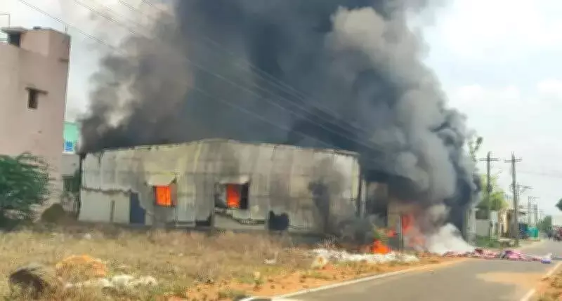 Massive Fire at Pillow Factory Near Karur Causes Losses Worth Lakhs