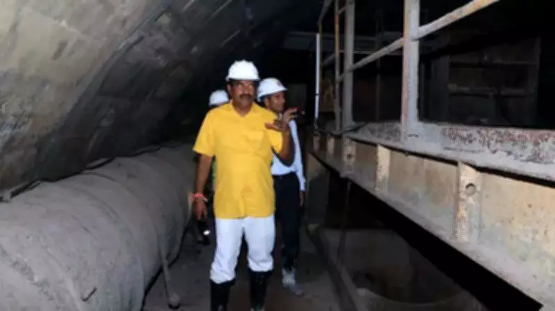 Minister Stays Overnight in Veligonda Tunnel, Reviews TBM Removal