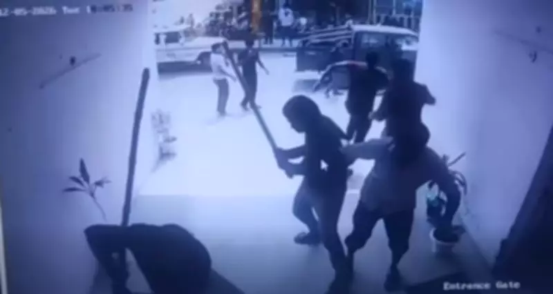 Mob Attacks Ghamroj Toll Plaza in Delhi, Six Injured