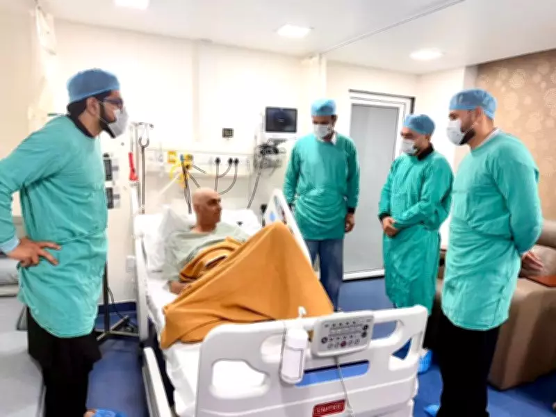 Mohammad Nabi, Rashid Khan Visit Injured Shapoor Zadran in Hospital