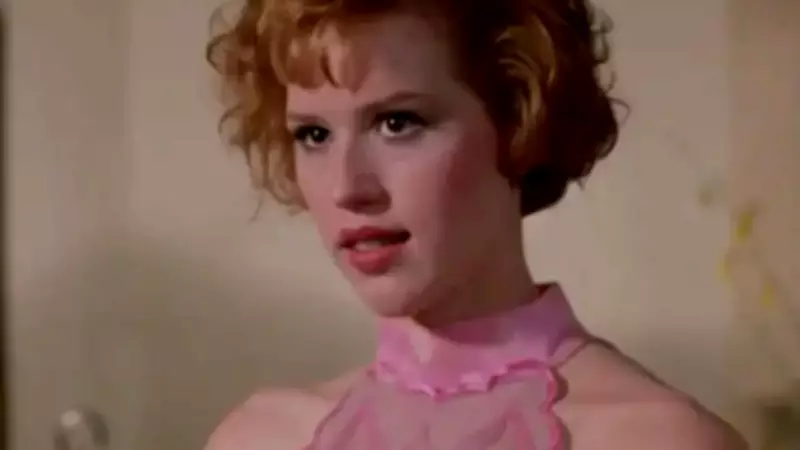 Molly Ringwald recalls taking high school exams on set of 'Pretty in Pink'