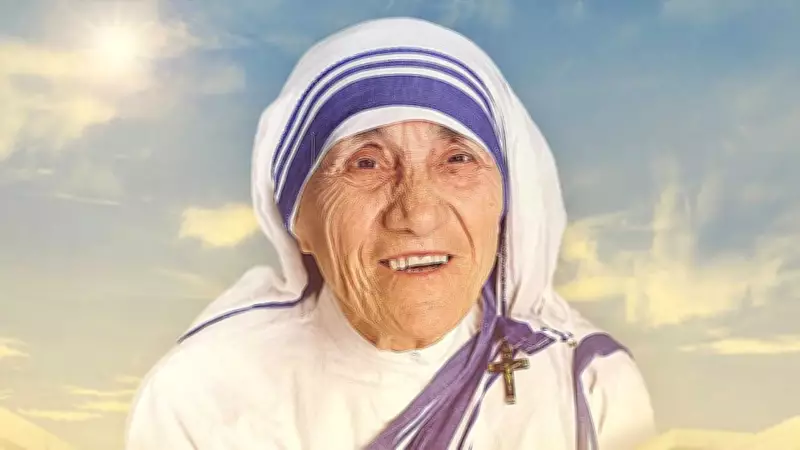 Most Inspiring Mother Teresa Quotes on Humanity and Compassion