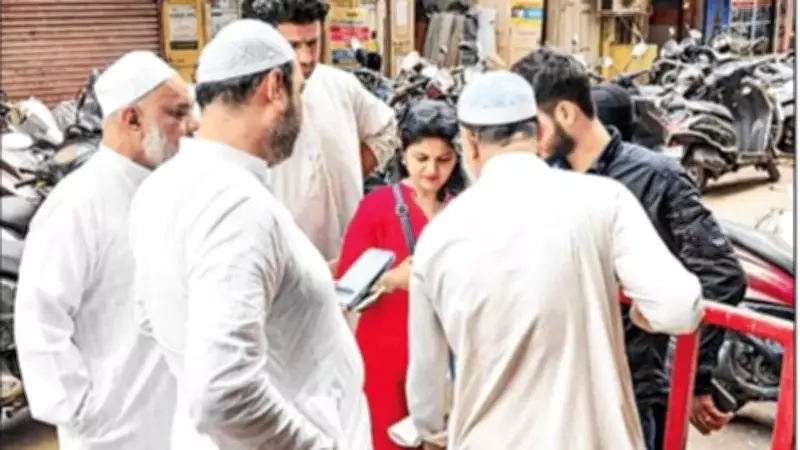 Mumbai Party Workers Help Voters Stay on Electoral Rolls Ahead of Revision