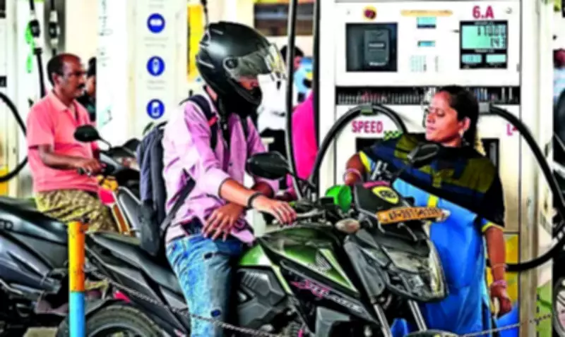 Mumbai Sees Unusual Rush at Petrol Pumps Amid West Asia Conflict Fears