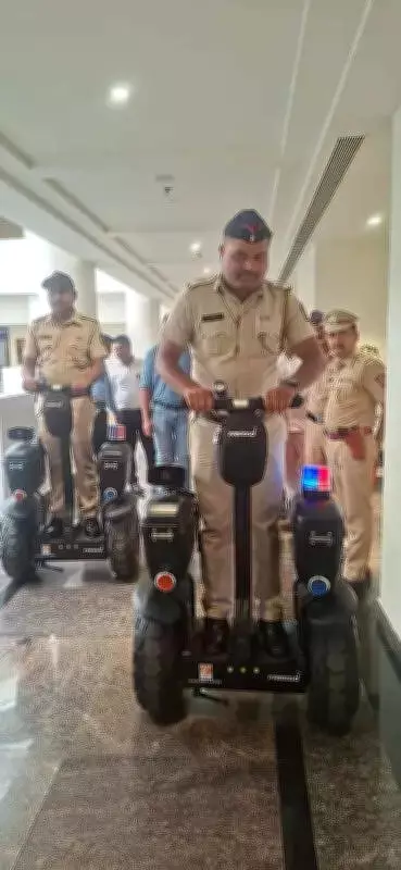 Nagpur Police Gets Segways for Patrolling Lake and Market Areas