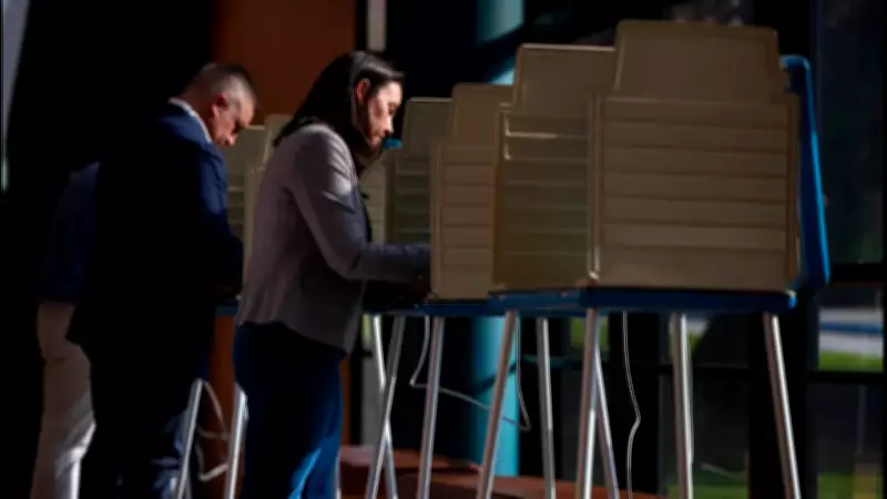 Nebraska's 'Blue Dot' at Stake in Tight Democratic Primary Race