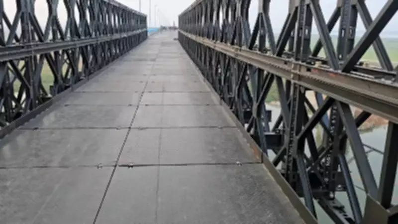 Non-functional shutters at Pathalam bridge raise flood fears in Kochi