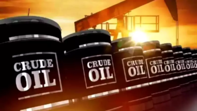 Oil Prices Surge Over 1% as Trump Warns Iran, Strait Tensions Remain