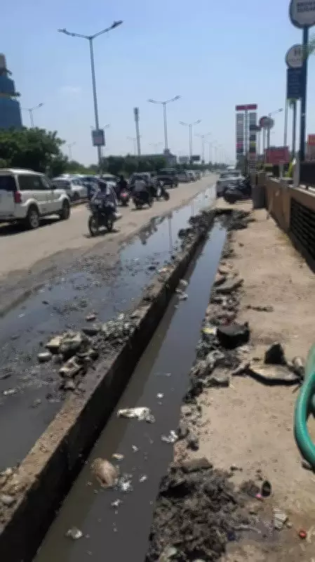 Open Drain and Garbage Trouble Residents Outside Capital Mall in Jaipur