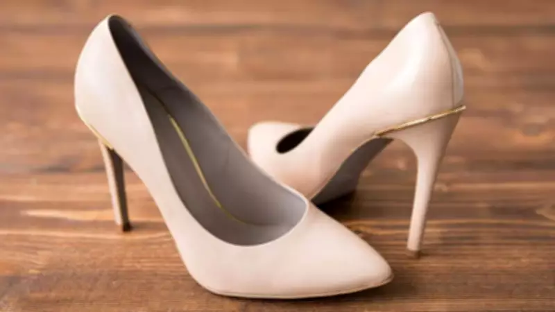 Orthopedic Surgeon Rates Women's Footwear: Flats Score 1/10, Running Shoes Top List