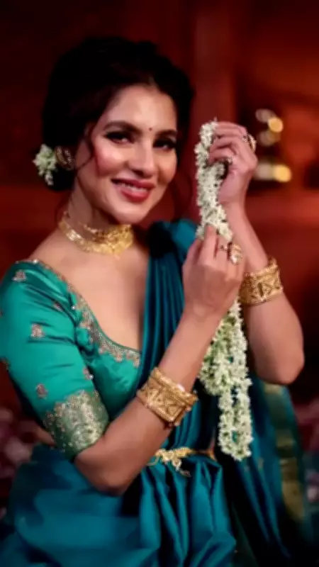Paayel Sarkar Glams Up This Poila Boishakh in Stunning Style