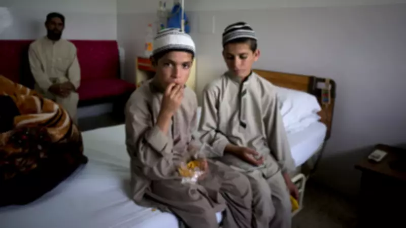 Pakistan’s ‘Solar Kids’: Brothers Who Could Only Function in Daylight