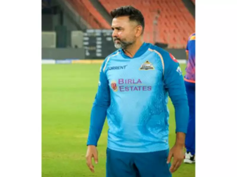 Parthiv Patel lauds Jason Holder's experience ahead of Qualifier 2 vs RR