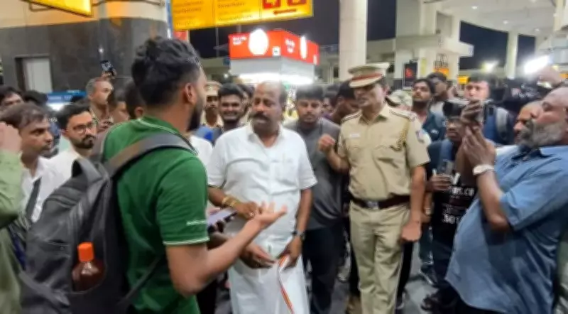 Passengers Protest Bus Shortage at Chennai's Kilambakkam Terminal