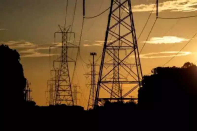 Power outages plague Mumbai residents amid rising demand and heat