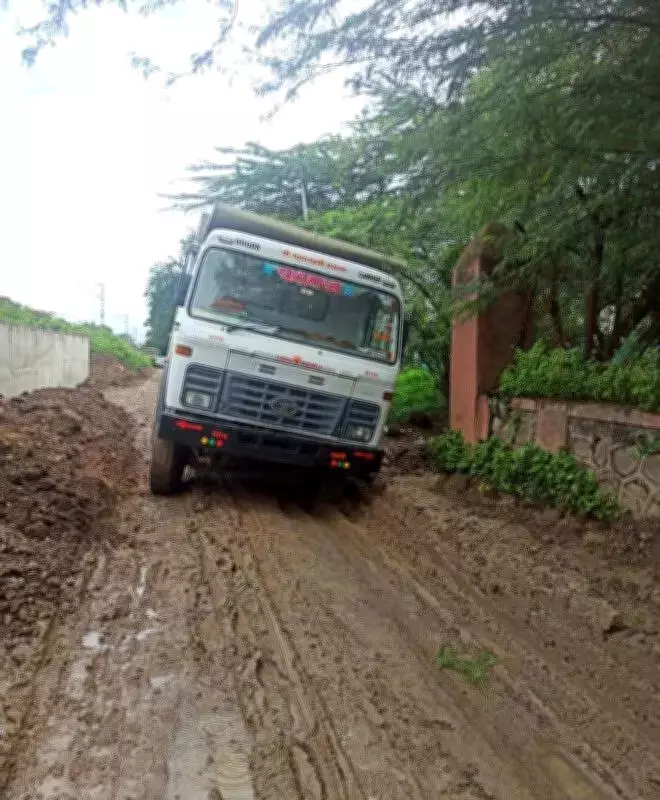 Pune Residents Feel Trapped as Only Access Road Turns to Mud